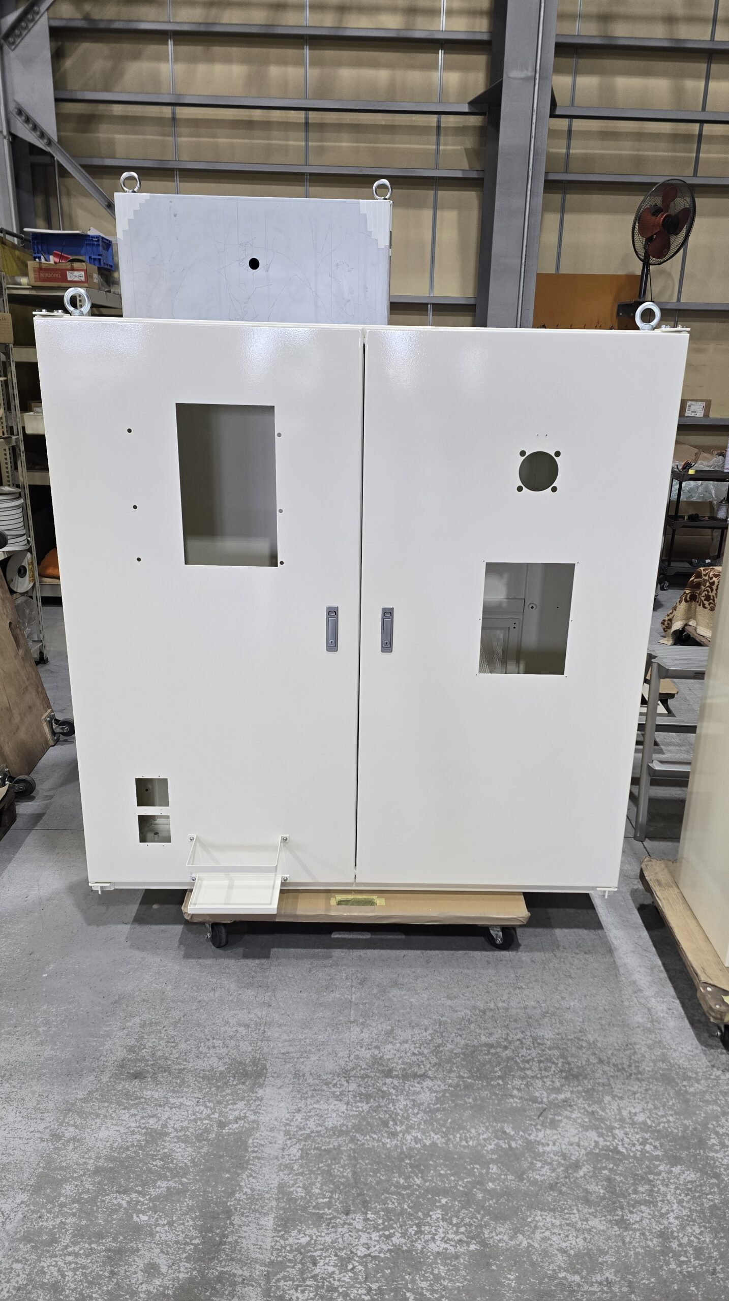 鉄製制御盤