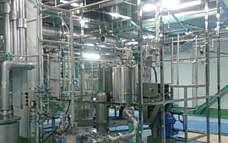 制御盤の架台・ベースとは？種類・寸法設計・材質選定を板金製作会社が解説